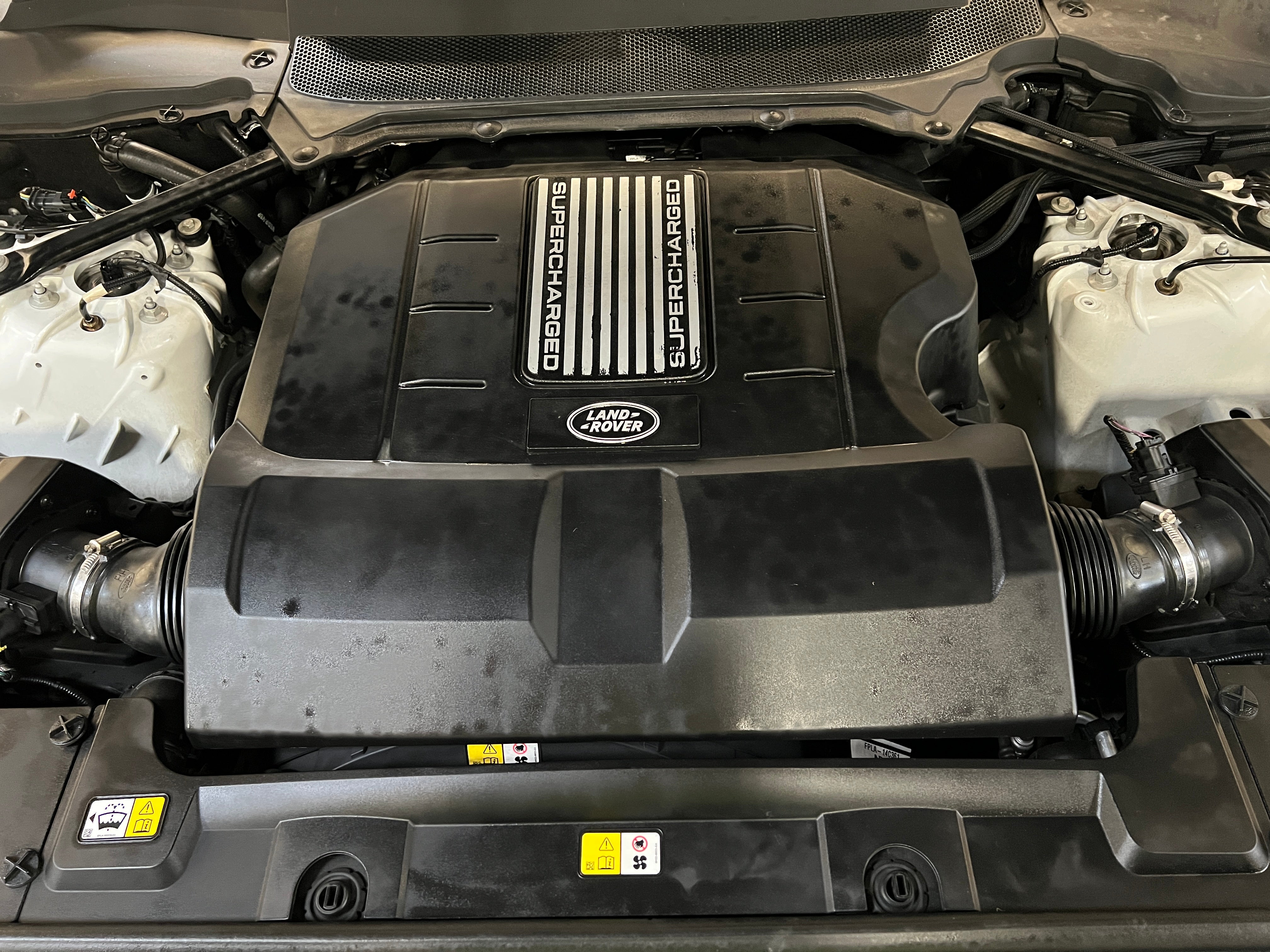 land rover range rover 2019 SALGR2RV8KA544377 image land rover range rover 2019 SALGR2RV8KA544377 image